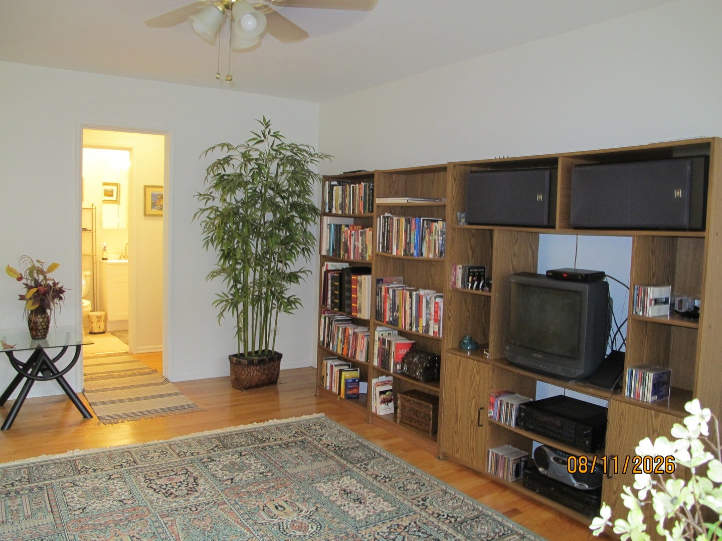 426 W Barry Avenue 409