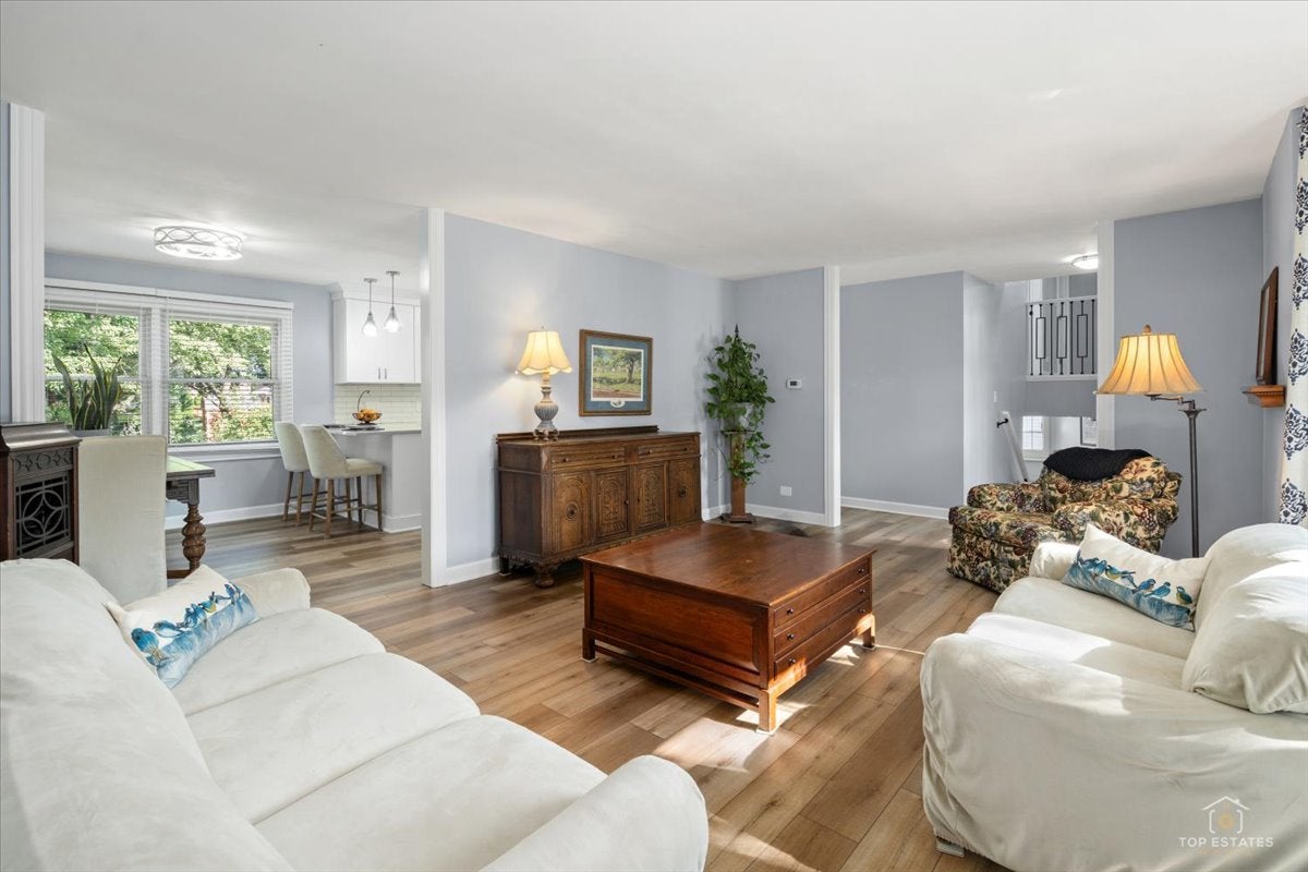 1434 Coral Reef Way