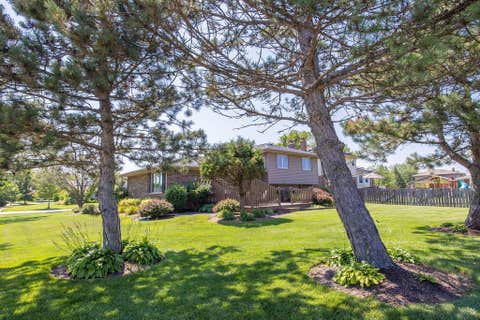 Tiny photo for 17207 Valley Drive, Tinley Park, IL 60487 (MLS # 12697474)