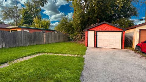 Tiny photo for 3125 W Whipple Drive, Merrionette Park, IL 60803 (MLS # 12508794)