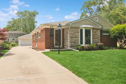 530 S Mitchell Avenue Arlington Heights IL 60005