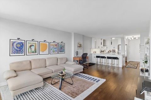 Tiny photo for 1636 N Wells Street #606, Chicago, IL 60614 (MLS # 12580276)