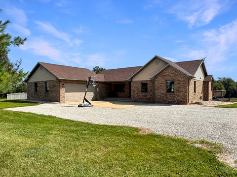 Photo of 3224 County Road 2700 E, Penfield, IL 61862 (MLS # 12741080)