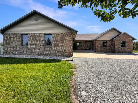 Tiny photo for 3224 County Road 2700 E, Penfield, IL 61862 (MLS # 12741080)