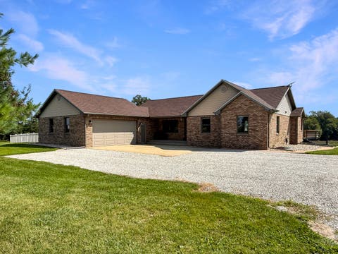 Tiny photo for 3224 County Road 2700 E, Penfield, IL 61862 (MLS # 12741080)