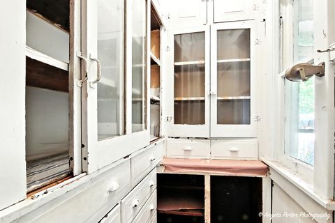 Tiny photo for 1705 Victoria Avenue, North Chicago, IL 60064 (MLS # 12442241)