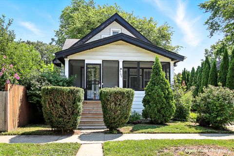 Tiny photo for 1705 Victoria Avenue, North Chicago, IL 60064 (MLS # 12442241)