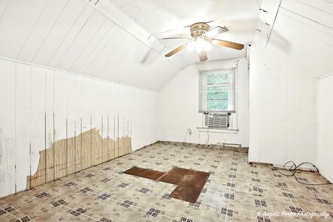 Tiny photo for 1705 Victoria Avenue, North Chicago, IL 60064 (MLS # 12442241)
