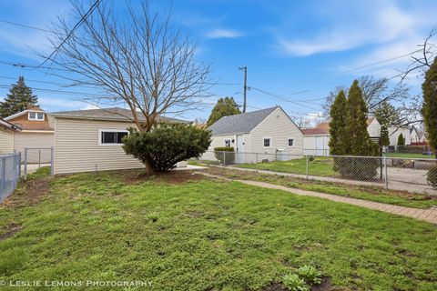 Tiny photo for 3820 Wesley Avenue, Berwyn, IL 60402 (MLS # 12613605)