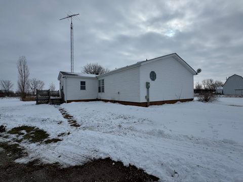 Photo of 3110 N Old US Hwy 45 Highway, Clifton, IL 60927 (MLS # 12529053)