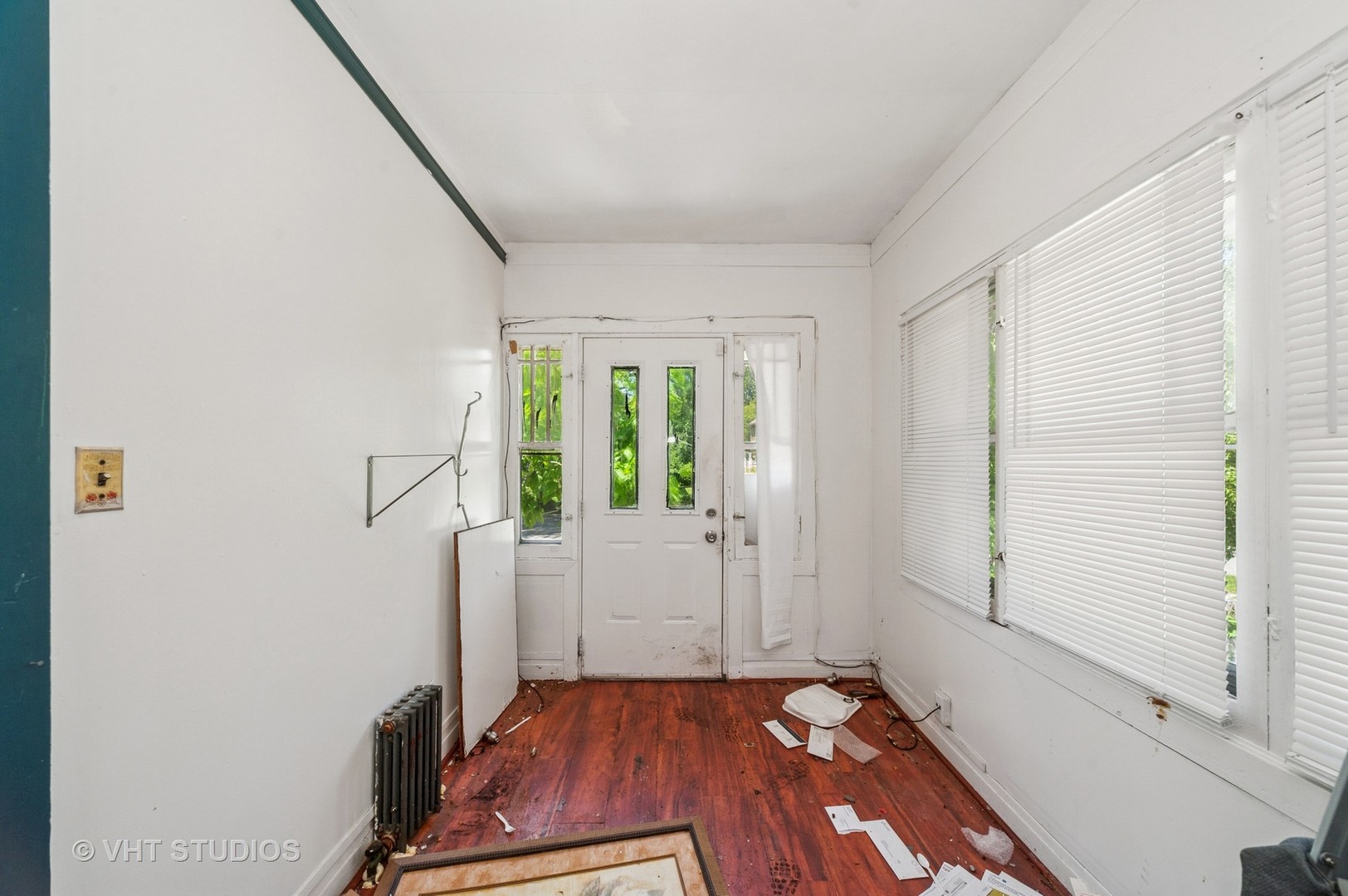 817 S Mcalister Avenue