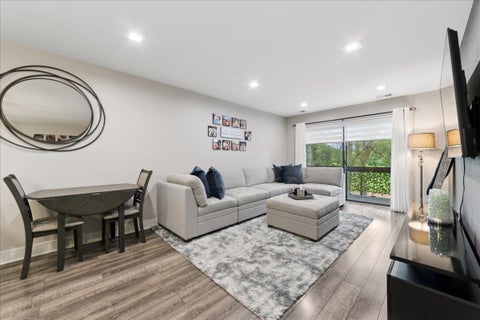 Tiny photo for 1400 N Elmhurst Road #318, Mount Prospect, IL 60056 (MLS # 12758196)