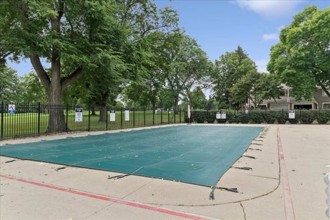 Tiny photo for 1400 N Elmhurst Road #318, Mount Prospect, IL 60056 (MLS # 12758196)