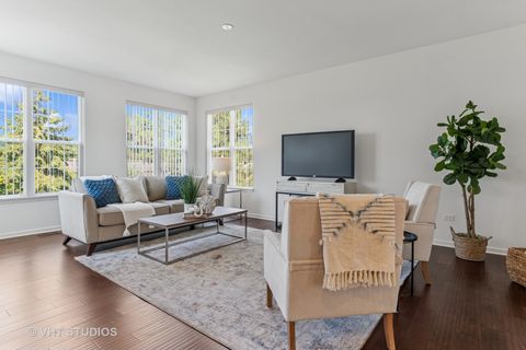 Tiny photo for 2723 Northmoor Drive, Naperville, IL 60564 (MLS # 12481177)