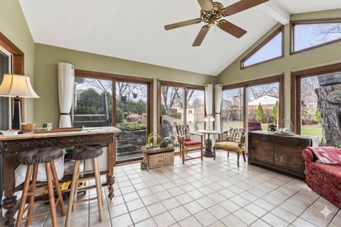 Tiny photo for 602 S Edward Street, Mount Prospect, IL 60056 (MLS # 12607700)