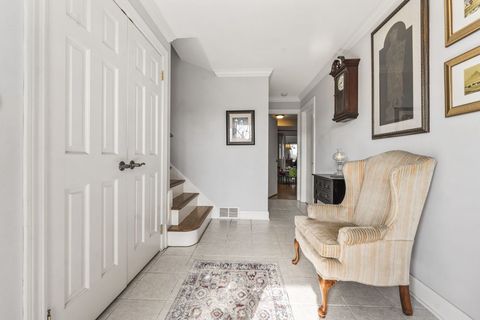 Tiny photo for 602 S Edward Street, Mount Prospect, IL 60056 (MLS # 12607700)