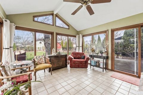 Tiny photo for 602 S Edward Street, Mount Prospect, IL 60056 (MLS # 12607700)