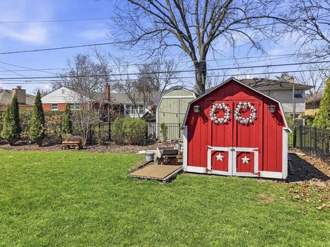 Tiny photo for 602 S Edward Street, Mount Prospect, IL 60056 (MLS # 12607700)