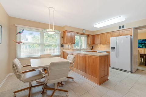Tiny photo for 3930 Bordeaux Court, Northbrook, IL 60062 (MLS # 12413070)