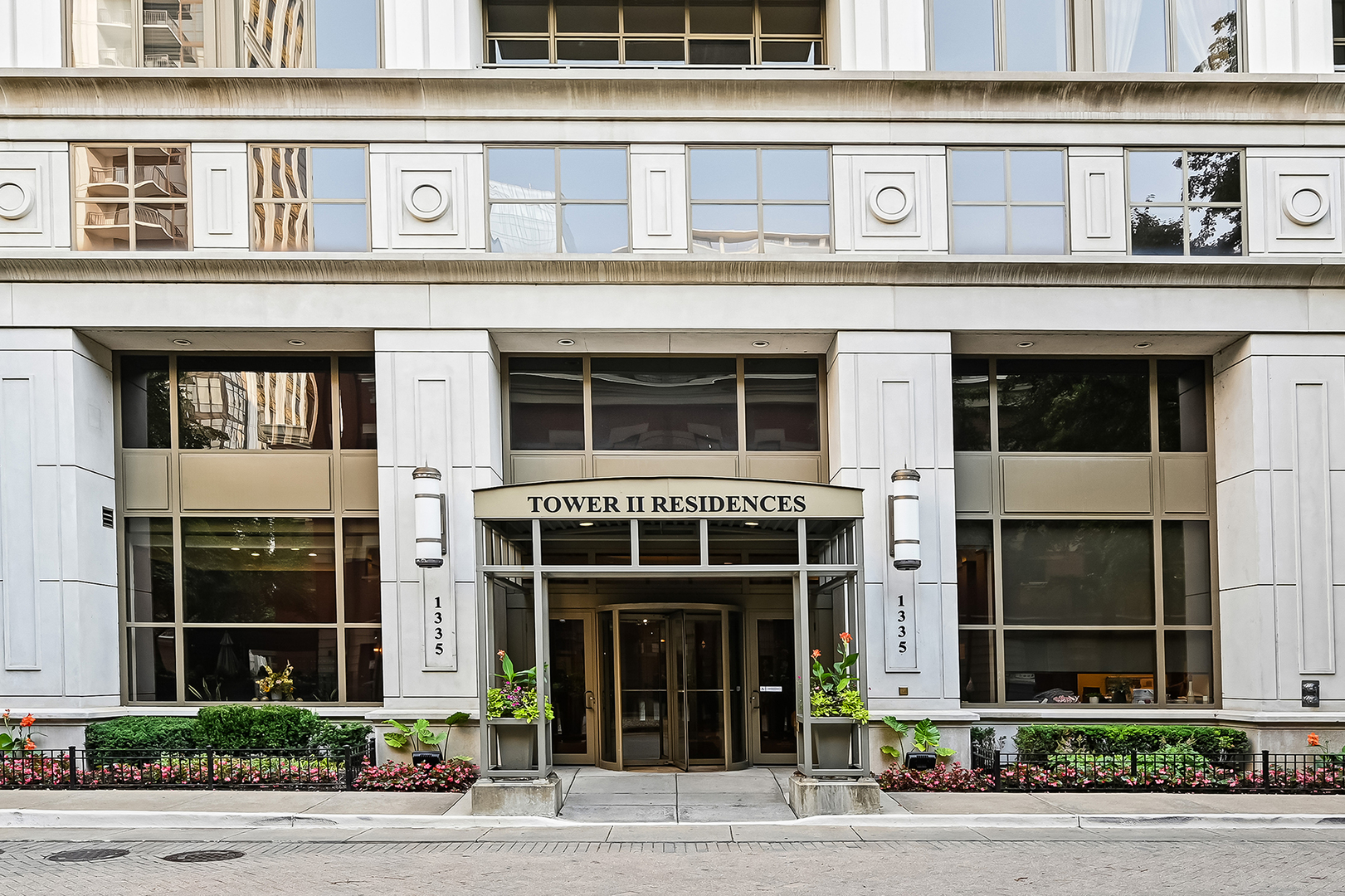 1335 S PRAIRIE Avenue 1504