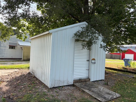 Tiny photo for 323 W Chestnut Street, Mason City, IL 62664 (MLS # 12753889)