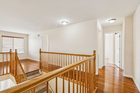 Tiny photo for 2208 Grand Pointe Trail, Aurora, IL 60503 (MLS # 12567088)