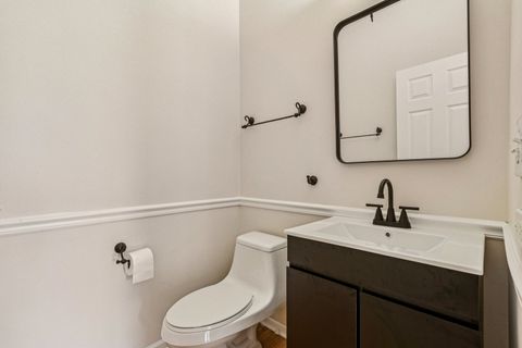 Tiny photo for 2208 Grand Pointe Trail, Aurora, IL 60503 (MLS # 12567088)