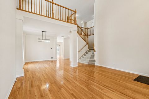 Tiny photo for 2208 Grand Pointe Trail, Aurora, IL 60503 (MLS # 12567088)