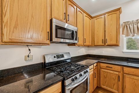 Tiny photo for 2208 Grand Pointe Trail, Aurora, IL 60503 (MLS # 12567088)