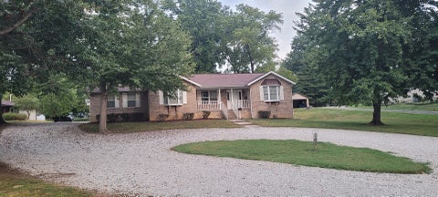 Photo of 1314 Wilshire Drive, Mt Vernon, IL 62864 (MLS # 12761640)