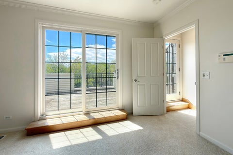 Tiny photo for 5910 N Northwest Highway #5910, Chicago, IL 60631 (MLS # 12648683)