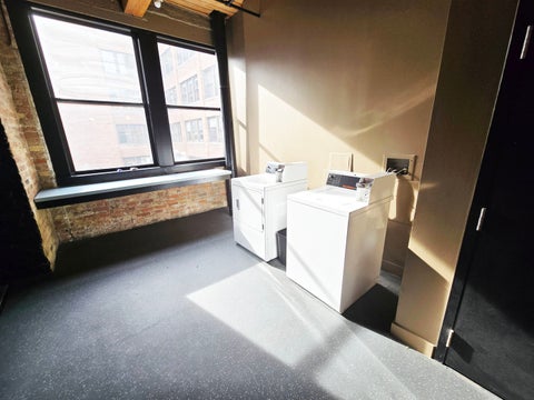 Tiny photo for 913 W Van Buren Street #5E, Chicago, IL 60607 (MLS # 12753590)