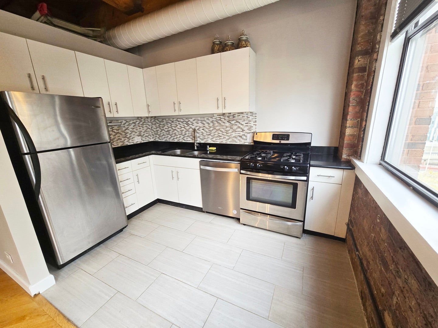 913 W Van Buren Street 5E