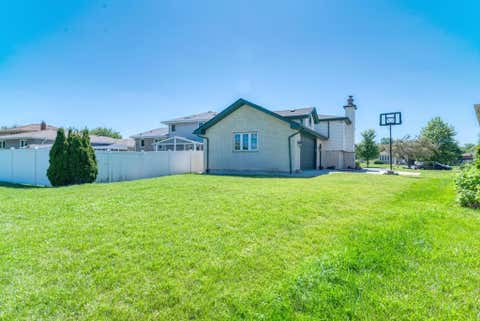 Tiny photo for 16829 Creekside Avenue, Tinley Park, IL 60487 (MLS # 12693657)