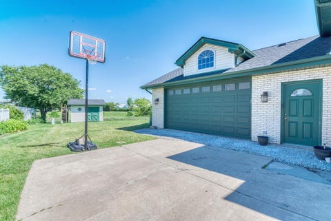 Tiny photo for 16829 Creekside Avenue, Tinley Park, IL 60487 (MLS # 12693657)