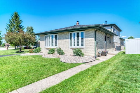 Tiny photo for 16829 Creekside Avenue, Tinley Park, IL 60487 (MLS # 12693657)