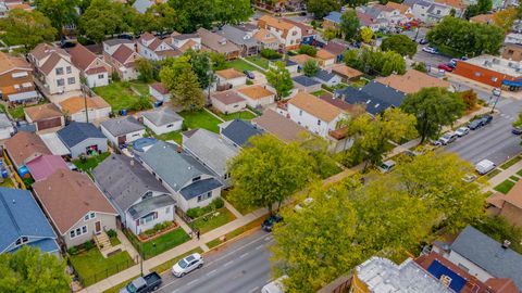 Tiny photo for 2630 N Austin Avenue, Chicago, IL 60639 (MLS # 12496751)