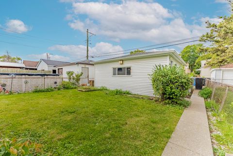 Tiny photo for 2630 N Austin Avenue, Chicago, IL 60639 (MLS # 12496751)