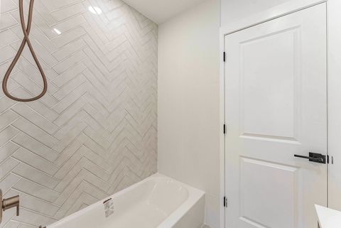 Tiny photo for 2630 N Austin Avenue, Chicago, IL 60639 (MLS # 12496751)