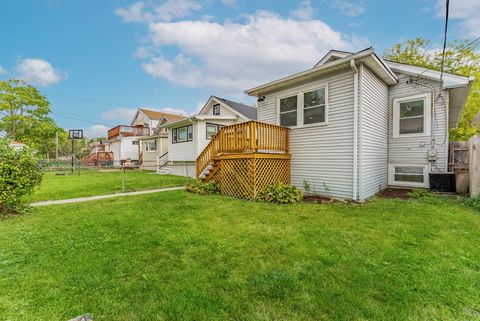 Tiny photo for 2630 N Austin Avenue, Chicago, IL 60639 (MLS # 12496751)