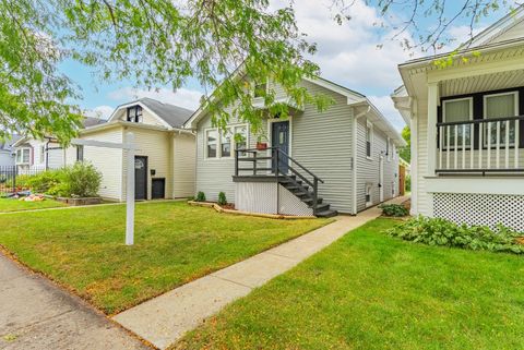 Tiny photo for 2630 N Austin Avenue, Chicago, IL 60639 (MLS # 12496751)