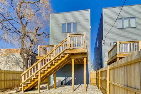 Tiny photo for 347 E 44th Street, Chicago, IL 60653 (MLS # 12565786)