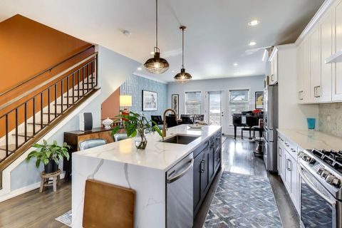 Tiny photo for 347 E 44th Street, Chicago, IL 60653 (MLS # 12565786)