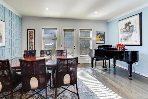 Tiny photo for 347 E 44th Street, Chicago, IL 60653 (MLS # 12565786)