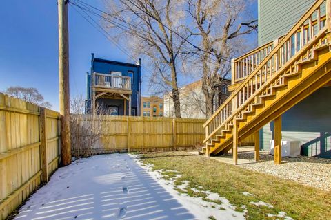 Tiny photo for 347 E 44th Street, Chicago, IL 60653 (MLS # 12565786)