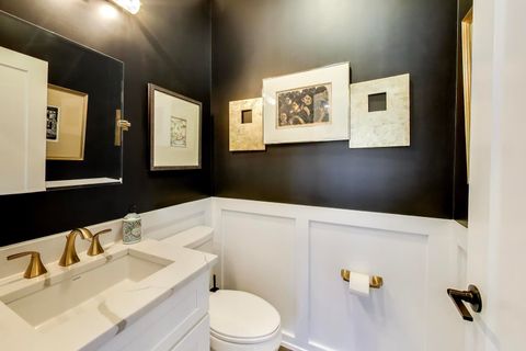 Tiny photo for 347 E 44th Street, Chicago, IL 60653 (MLS # 12565786)