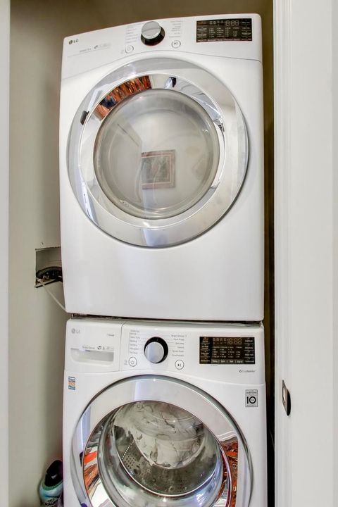 Tiny photo for 347 E 44th Street, Chicago, IL 60653 (MLS # 12565786)