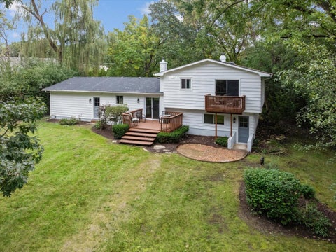 Tiny photo for 26890 N Longwood Road, Lake Forest, IL 60045 (MLS # 12791286)