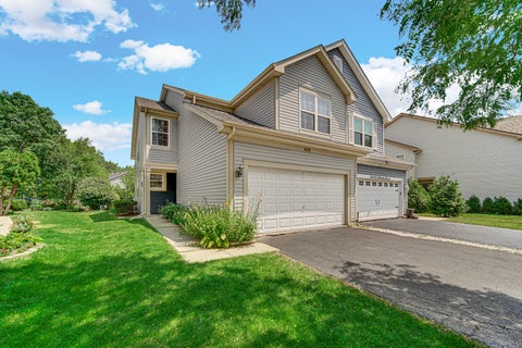 Photo of 1424 DERBY Lane, Mundelein, IL 60060 (MLS # 12771745)