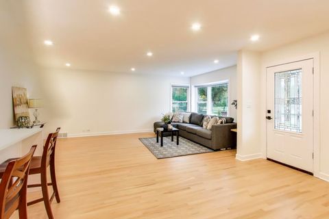 Tiny photo for 832 N Delphia Avenue, Park Ridge, IL 60068 (MLS # 12514835)